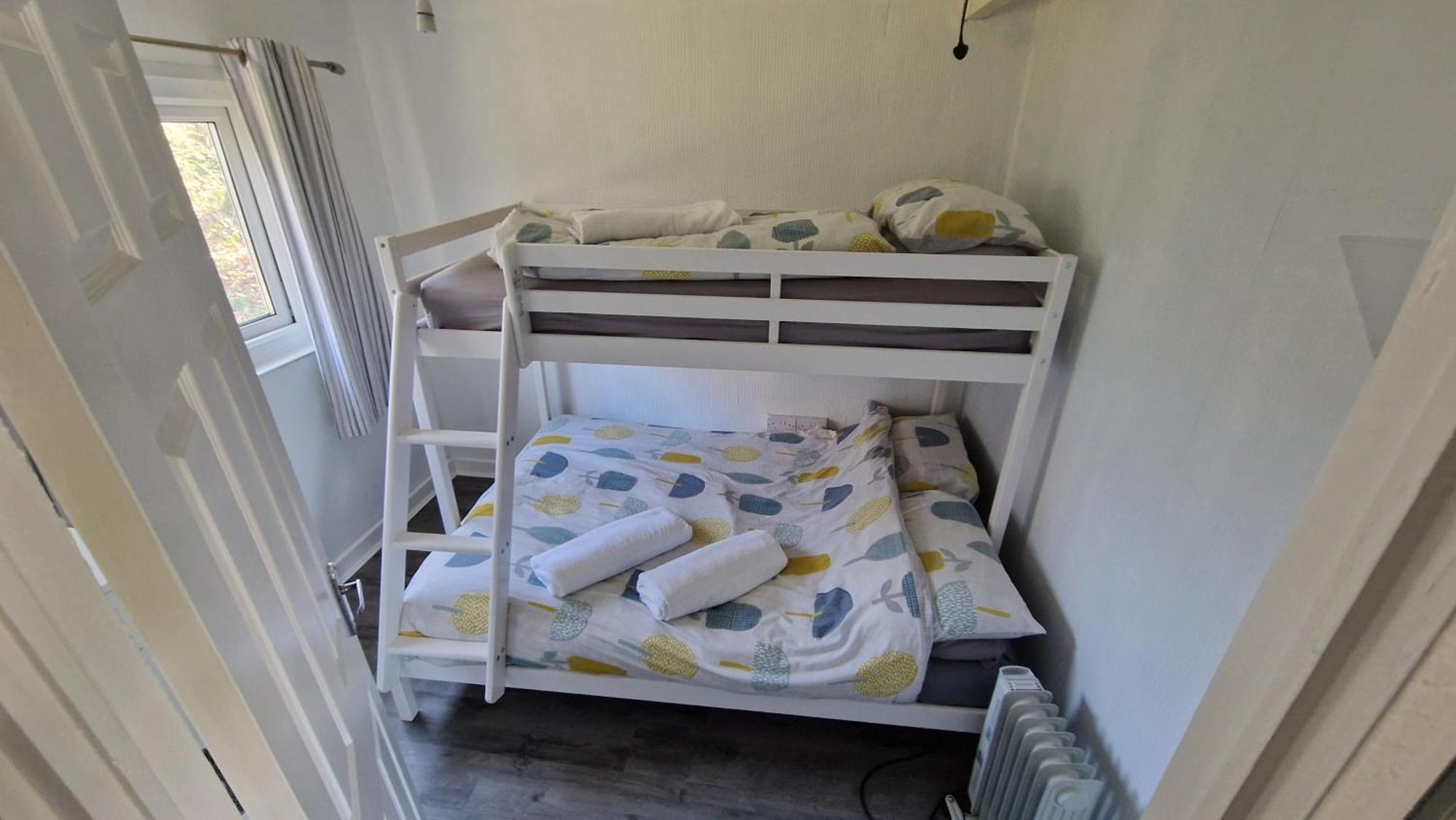 Watkin - Snowdon Cabins - Cozy Chalet - Glan Gwna, Caernarfon Caeathro Buitenkant foto